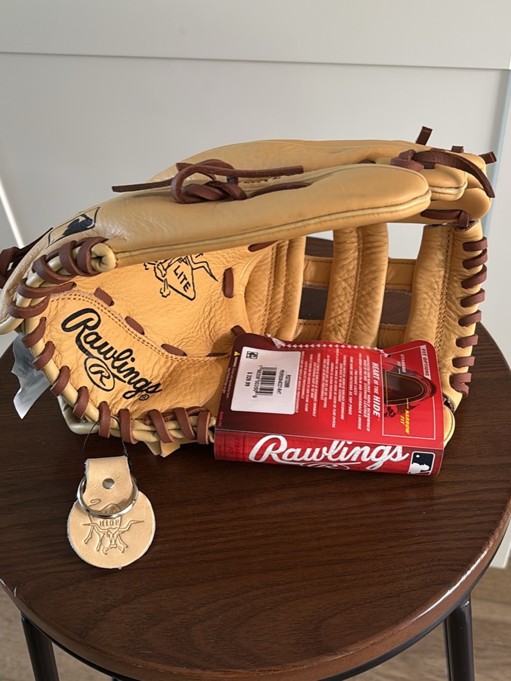 Youth 11.5 Right handed Rawlings Tan and Brown Leather Baseball Glove